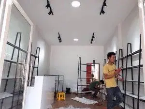 Sửa chữa shop quần áo: bố trí lại không gian bán hàng